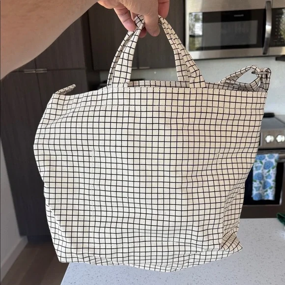 BAGGU Zip Tote Bag - Picture 7 of 9